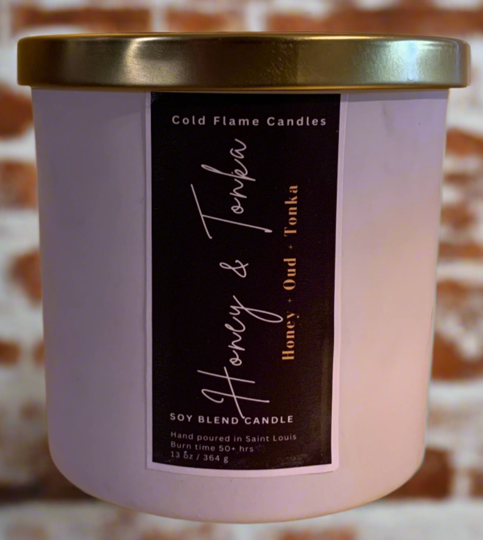 12 oz Honey and Tonka candle